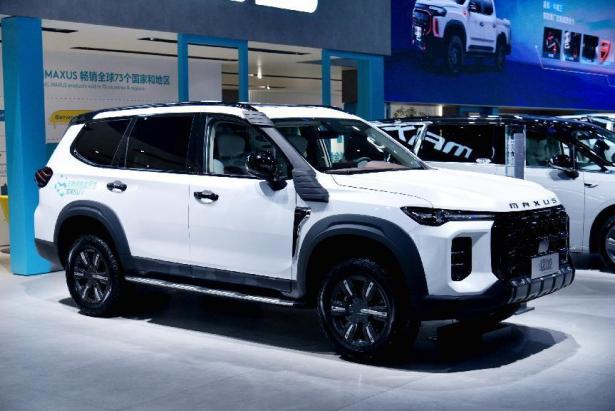 搭载CMS电子外后视镜系统、电动滑移门、隐藏式门把手设计等多项“同级唯一”,上汽大通MAXUS“大家庭豪华电动MPV”大家7于成都车展全球首秀 - 第16张 - 提加商用车网 搭载CMS电子外后视镜系统、电动滑移门、隐藏式门把手设计等多项“同级唯一”,上汽大通MAXUS“大家庭豪华电动MPV”大家7于成都车展全球首秀 - 第16张