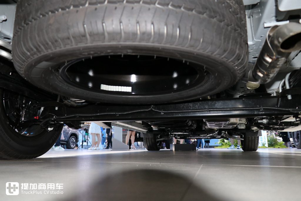 “新体验,大不同”,商乘两用个性十足的全新轻客 上汽大通MAXUS 新途V70实拍 - 第18张 - 提加商用车网 “新体验,大不同”,商乘两用个性十足的全新轻客 上汽大通MAXUS 新途V70实拍 - 第18张
