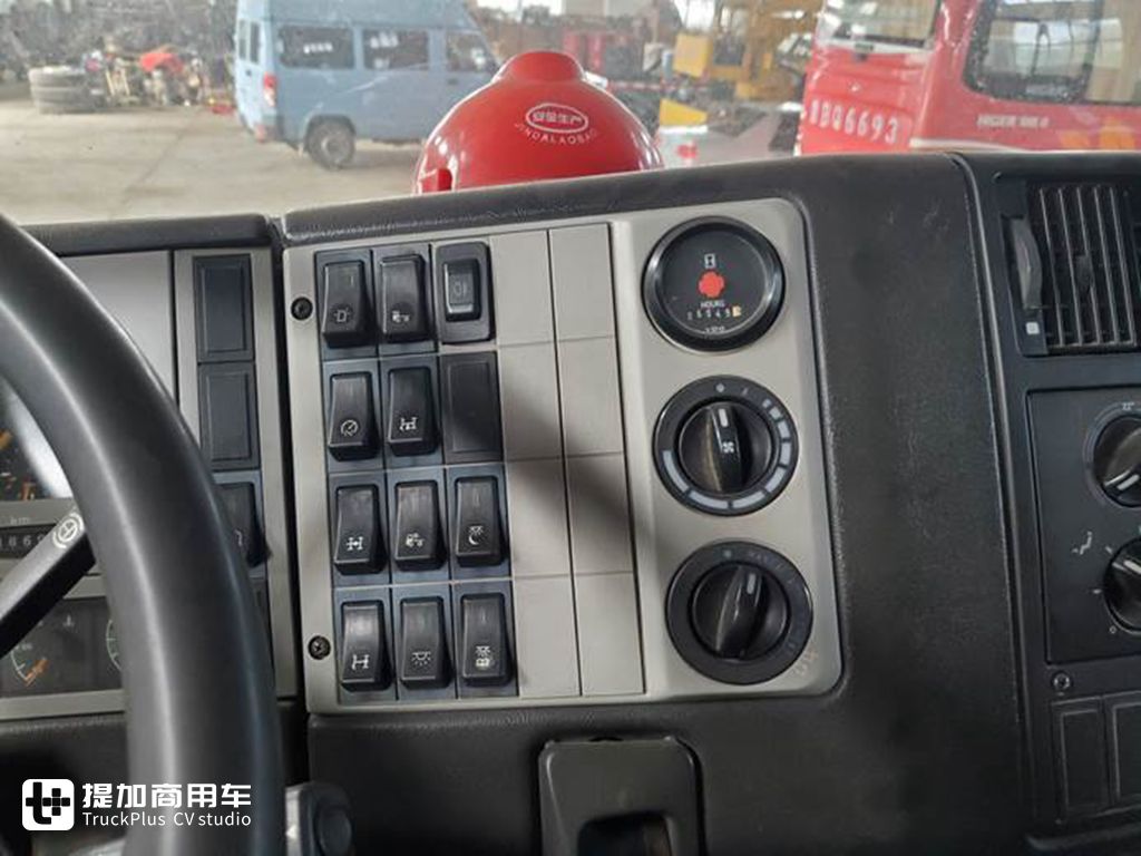 这台德国曼F2000准大件牵引车,还在国内存活,实拍再带你领略它的魅力 - 第21张 - 提加商用车网 这台德国曼F2000准大件牵引车,还在国内存活,实拍再带你领略它的魅力 - 第21张