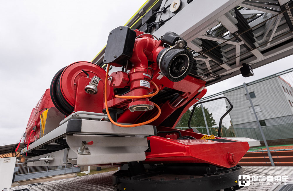 斯堪尼亚L360低入口卡车底盘打造,全球最高曲臂云梯车,带你看马基路斯M42L-AS云梯车 - 第29张 - 提加商用车网 斯堪尼亚L360低入口卡车底盘打造,全球最高曲臂云梯车,带你看马基路斯M42L-AS云梯车 - 第29张