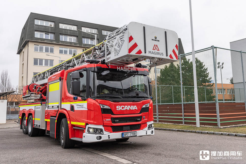 斯堪尼亚L360低入口卡车底盘打造,全球最高曲臂云梯车,带你看马基路斯M42L-AS云梯车 - 第35张 - 提加商用车网 斯堪尼亚L360低入口卡车底盘打造,全球最高曲臂云梯车,带你看马基路斯M42L-AS云梯车 - 第35张