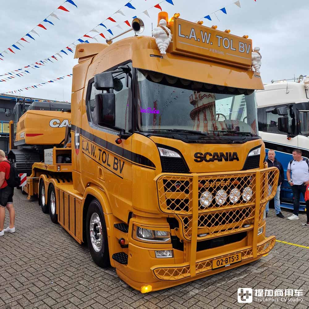 中国卡车选手首次参赛，荷兰最美卡车揭晓，带你看荷兰Truckstar上的改装卡车 - 第11张