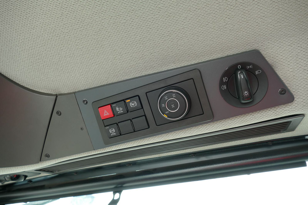 改装拖拉机同款驾驶室!曼恩TGS 6x6削片机底盘了解一下 - 第12张 - 提加商用车网 改装拖拉机同款驾驶室!曼恩TGS 6x6削片机底盘了解一下 - 第12张