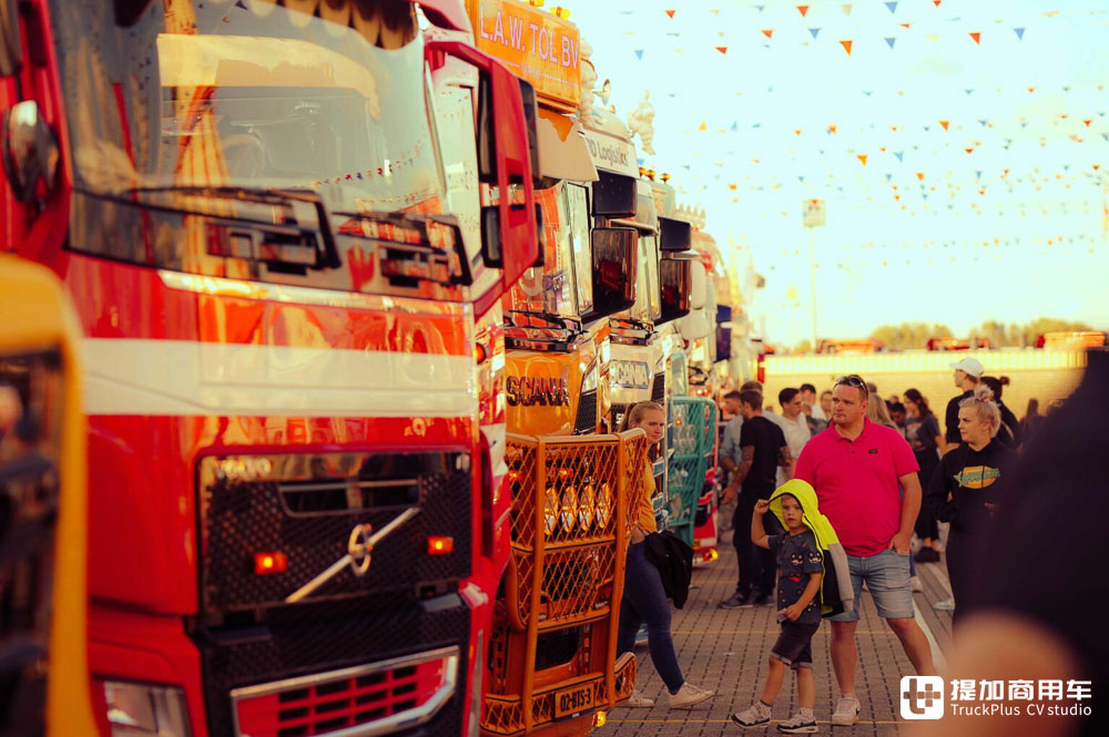 中国卡车选手首次参赛，荷兰最美卡车揭晓，带你看荷兰Truckstar上的改装卡车 - 第2张