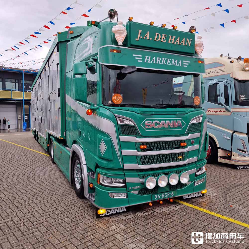 中国卡车选手首次参赛，荷兰最美卡车揭晓，带你看荷兰Truckstar上的改装卡车 - 第23张