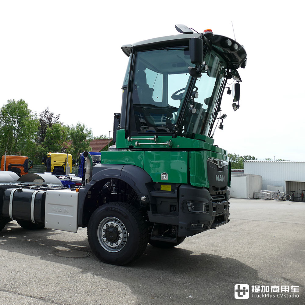 改装拖拉机同款驾驶室!曼恩TGS 6x6削片机底盘了解一下 - 第6张 - 提加商用车网 改装拖拉机同款驾驶室!曼恩TGS 6x6削片机底盘了解一下 - 第6张