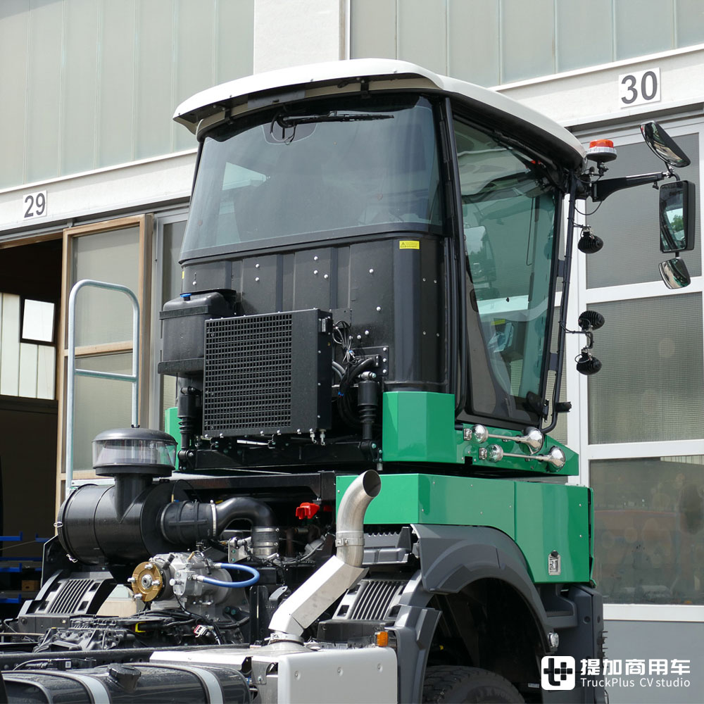 改装拖拉机同款驾驶室!曼恩TGS 6x6削片机底盘了解一下 - 第8张 - 提加商用车网 改装拖拉机同款驾驶室!曼恩TGS 6x6削片机底盘了解一下 - 第8张