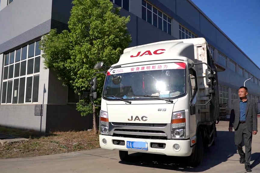 是老板更是老大哥，他用47台江淮1卡帅铃和兄弟们一起创造幸福 - 第4张