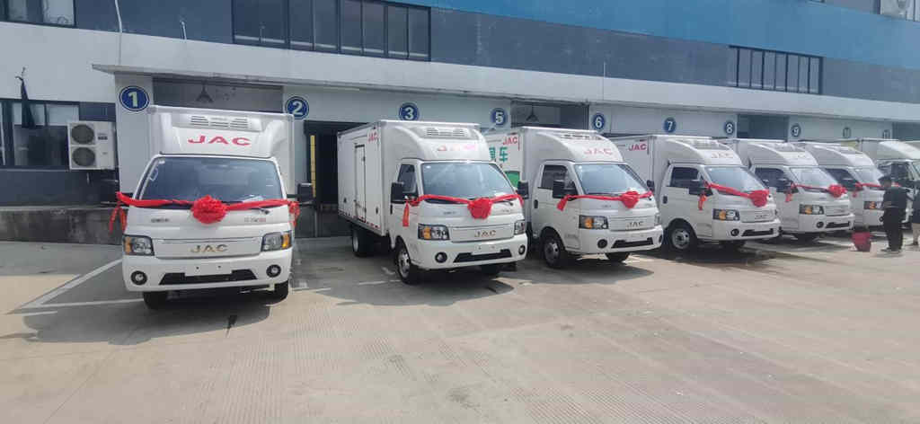 为校园食材保驾护航 6台江淮1卡恺达冰博士交付！ - 第1张