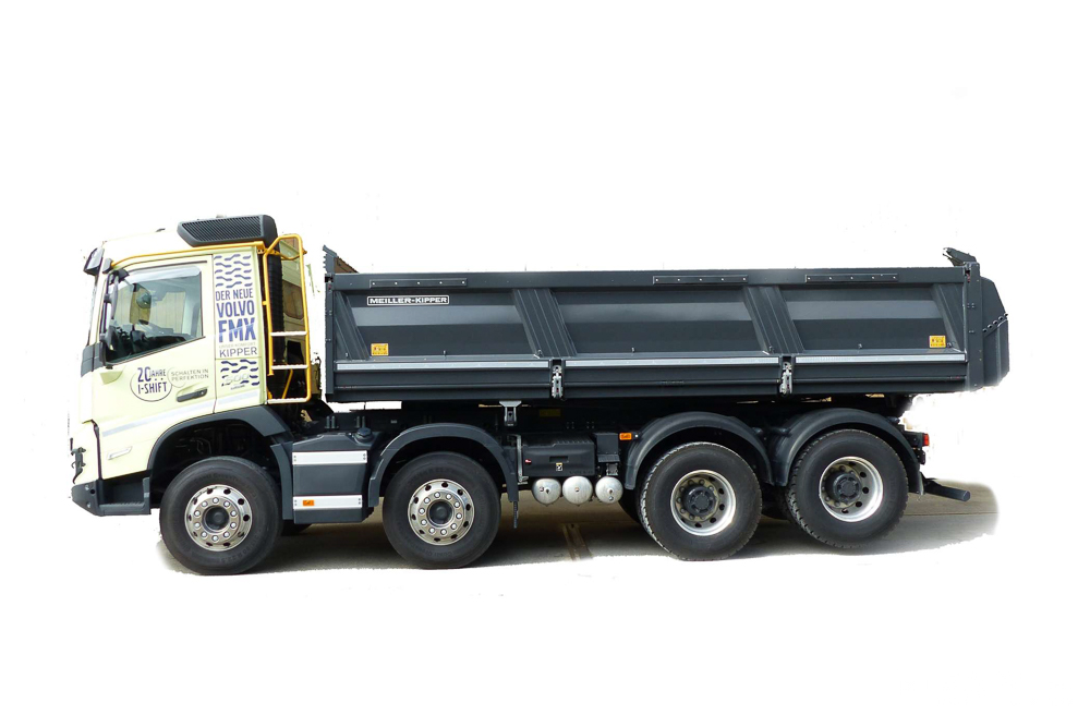 带驱动的提升桥见过吗？还是前四后八自卸，实拍沃尔沃FMX 500自卸车