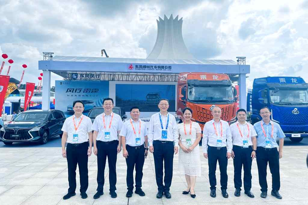 东风柳汽携三款卡车亮相东博会，一展中国商用车新风彩