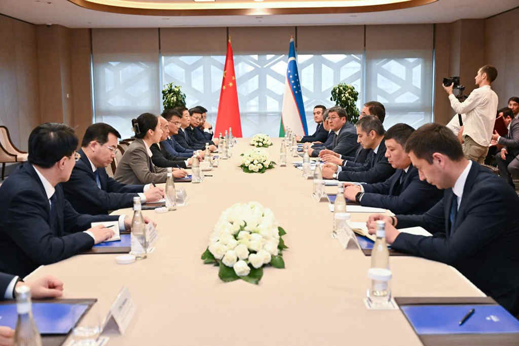 中国重汽扎根乌兹别克斯坦结硕果,闪耀“丝路明珠” - 第4张 - 提加商用车网 中国重汽扎根乌兹别克斯坦结硕果,闪耀“丝路明珠” - 第4张