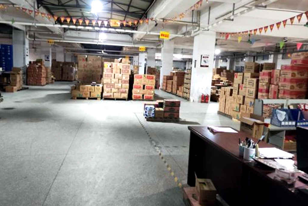 外出创业16年,他用江淮1卡骏铃把食品贸易做大做强 - 第3张 - 提加商用车网 外出创业16年,他用江淮1卡骏铃把食品贸易做大做强 - 第3张