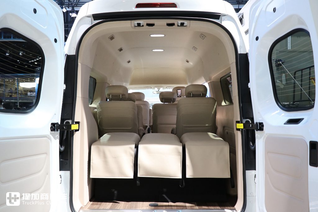 上汽大通MAXUS 新途V70实拍评测 一起来开启你的Van Life - 第10张 - 提加商用车网 上汽大通MAXUS 新途V70实拍评测 一起来开启你的Van Life - 第10张
