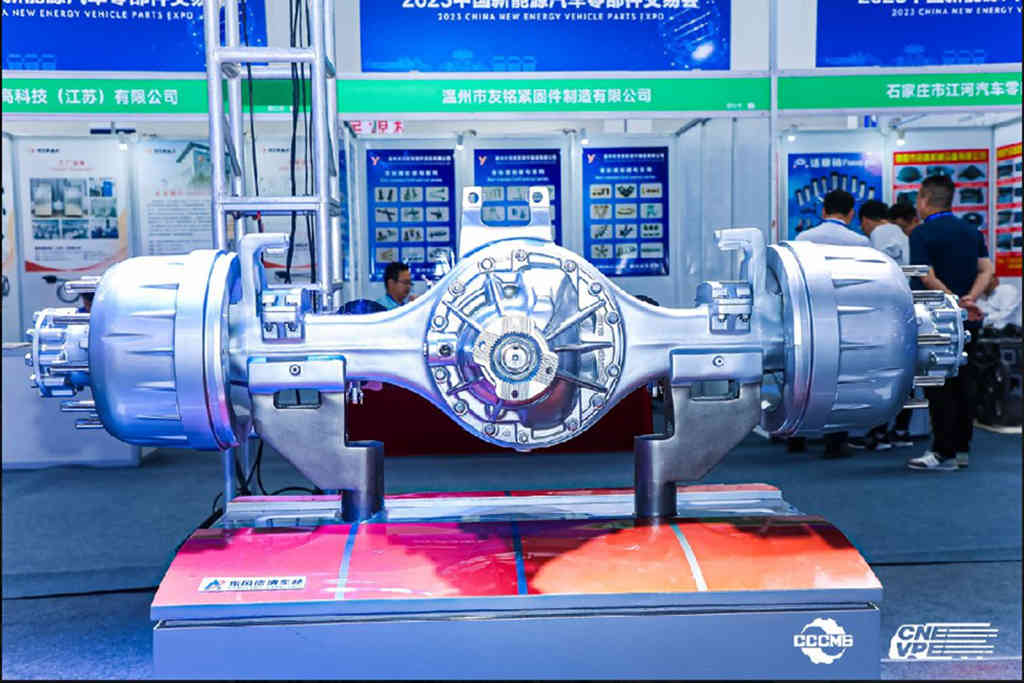 龙擎智造+东风德纳电驱,东风商用车点亮2023中国新能源汽车零部件交易会 - 第7张 - 提加商用车网 龙擎智造+东风德纳电驱,东风商用车点亮2023中国新能源汽车零部件交易会 - 第7张