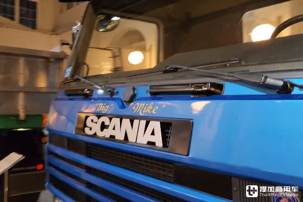 美规斯堪尼亚见过吗?配置大不同,看美国版斯堪尼亚P112M牵引车 - 第10张 - 提加商用车网 美规斯堪尼亚见过吗?配置大不同,看美国版斯堪尼亚P112M牵引车 - 第10张