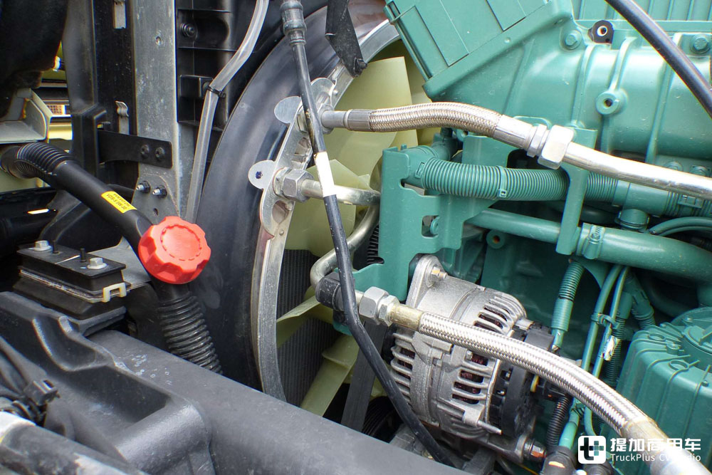 带驱动的提升桥见过吗?还是前四后八自卸,实拍沃尔沃FMX 500自卸车 - 第11张 - 提加商用车网 带驱动的提升桥见过吗?还是前四后八自卸,实拍沃尔沃FMX 500自卸车 - 第11张