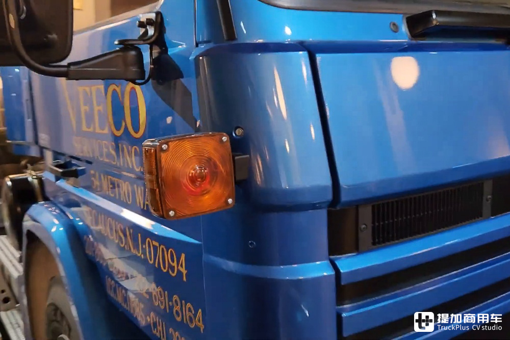 美规斯堪尼亚见过吗?配置大不同,看美国版斯堪尼亚P112M牵引车 - 第13张 - 提加商用车网 美规斯堪尼亚见过吗?配置大不同,看美国版斯堪尼亚P112M牵引车 - 第13张