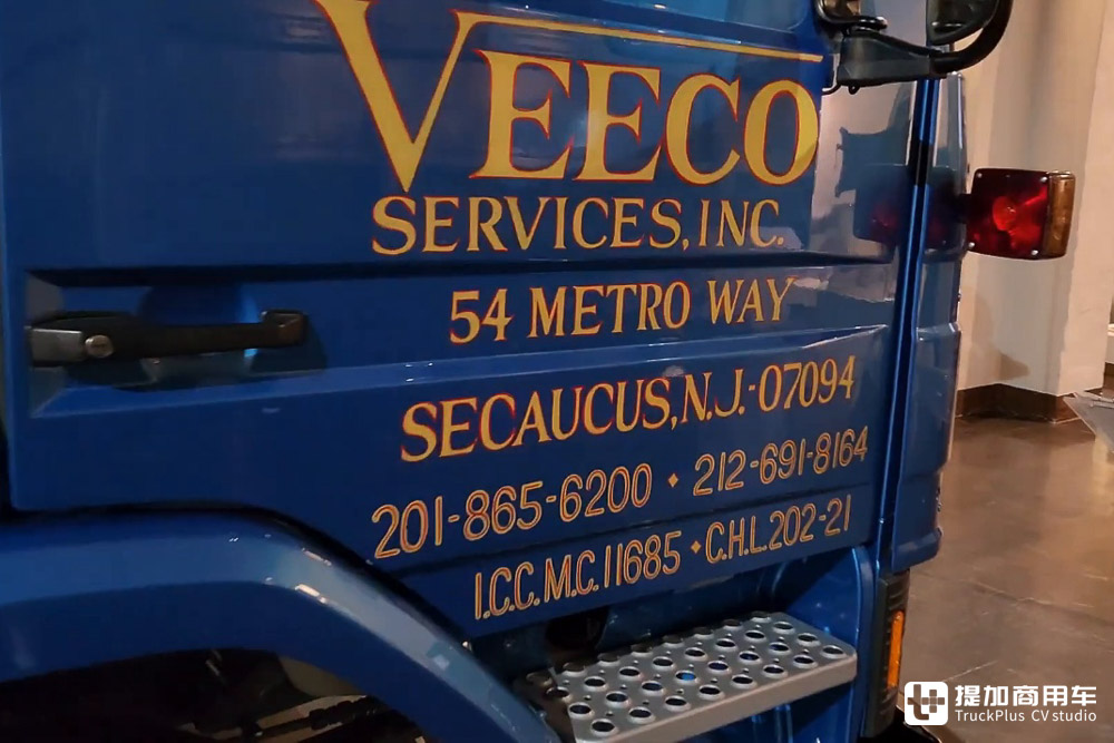 美规斯堪尼亚见过吗?配置大不同,看美国版斯堪尼亚P112M牵引车 - 第14张 - 提加商用车网 美规斯堪尼亚见过吗?配置大不同,看美国版斯堪尼亚P112M牵引车 - 第14张