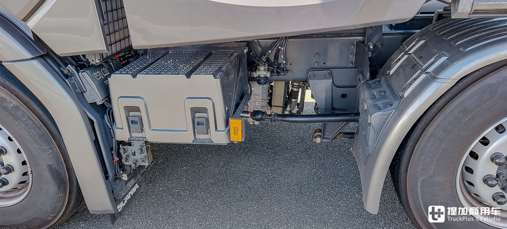 新一代660匹V8发动机加持,这台斯堪尼亚R 660 8x4大件车真有看点 - 第17张 - 提加商用车网 新一代660匹V8发动机加持,这台斯堪尼亚R 660 8x4大件车真有看点 - 第17张