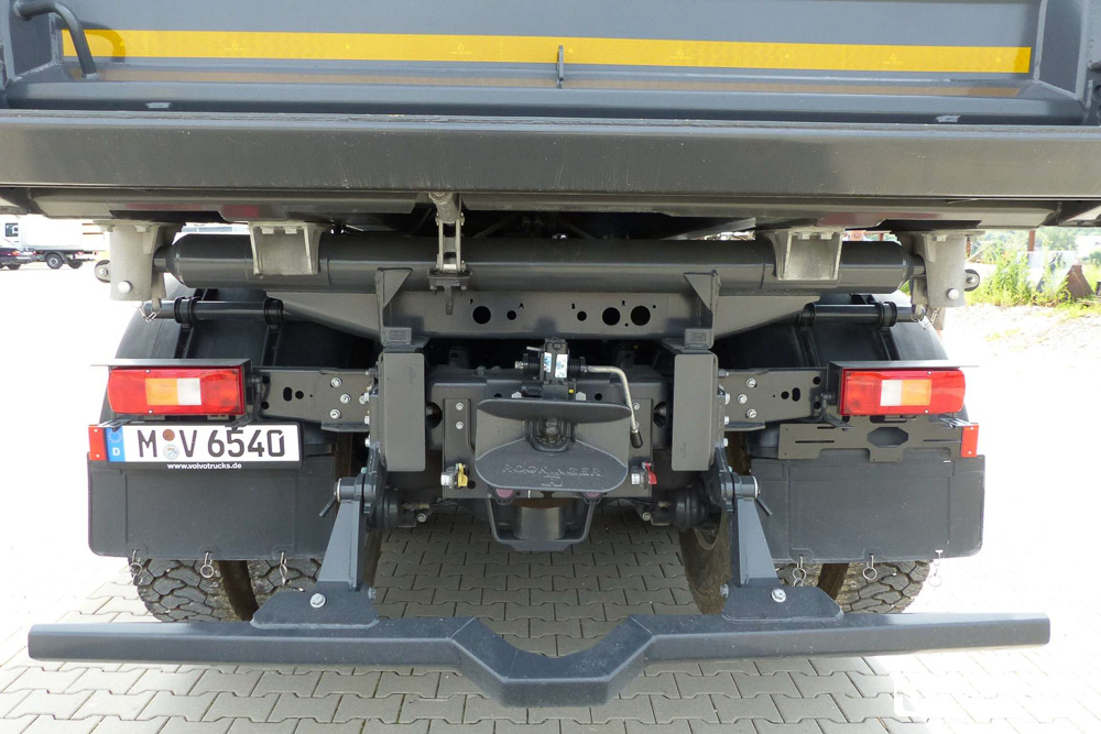 带驱动的提升桥见过吗?还是前四后八自卸,实拍沃尔沃FMX 500自卸车 - 第17张 - 提加商用车网 带驱动的提升桥见过吗?还是前四后八自卸,实拍沃尔沃FMX 500自卸车 - 第17张