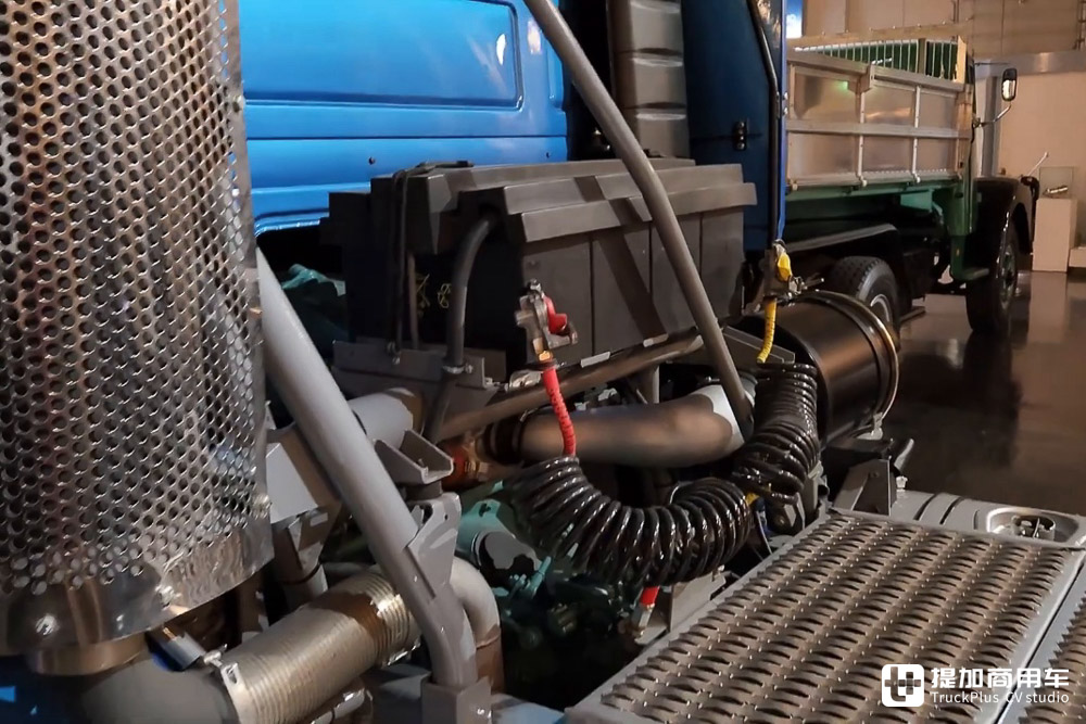 美规斯堪尼亚见过吗?配置大不同,看美国版斯堪尼亚P112M牵引车 - 第18张 - 提加商用车网 美规斯堪尼亚见过吗?配置大不同,看美国版斯堪尼亚P112M牵引车 - 第18张
