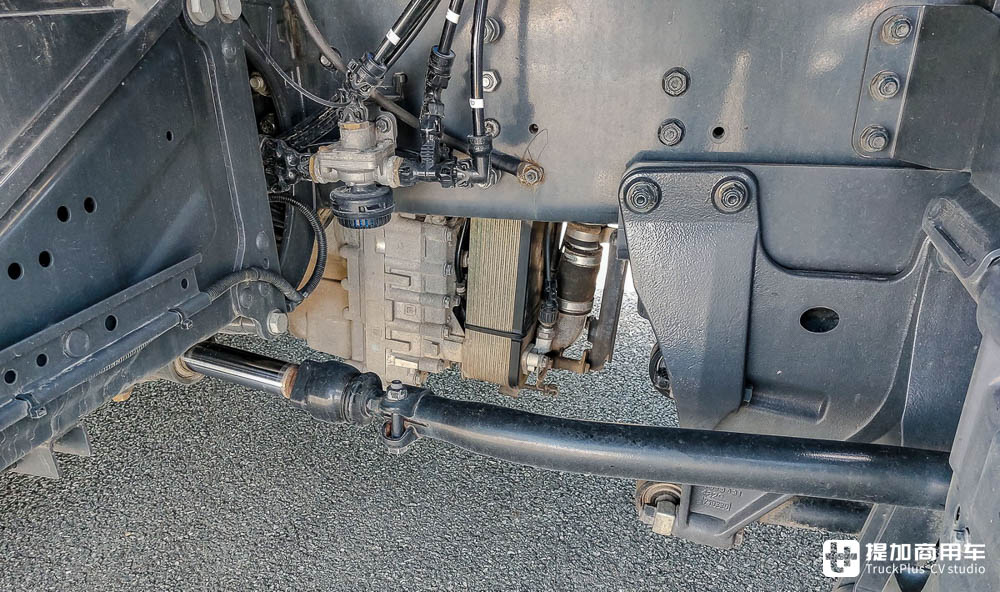 新一代660匹V8发动机加持,这台斯堪尼亚R 660 8x4大件车真有看点 - 第18张 - 提加商用车网 新一代660匹V8发动机加持,这台斯堪尼亚R 660 8x4大件车真有看点 - 第18张