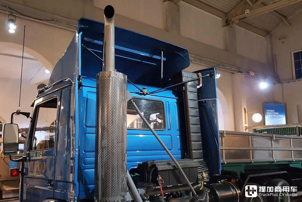 美规斯堪尼亚见过吗?配置大不同,看美国版斯堪尼亚P112M牵引车 - 第19张 - 提加商用车网 美规斯堪尼亚见过吗?配置大不同,看美国版斯堪尼亚P112M牵引车 - 第19张