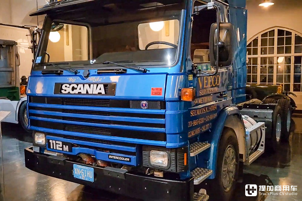 美规斯堪尼亚见过吗?配置大不同,看美国版斯堪尼亚P112M牵引车 - 第3张 - 提加商用车网 美规斯堪尼亚见过吗?配置大不同,看美国版斯堪尼亚P112M牵引车 - 第3张