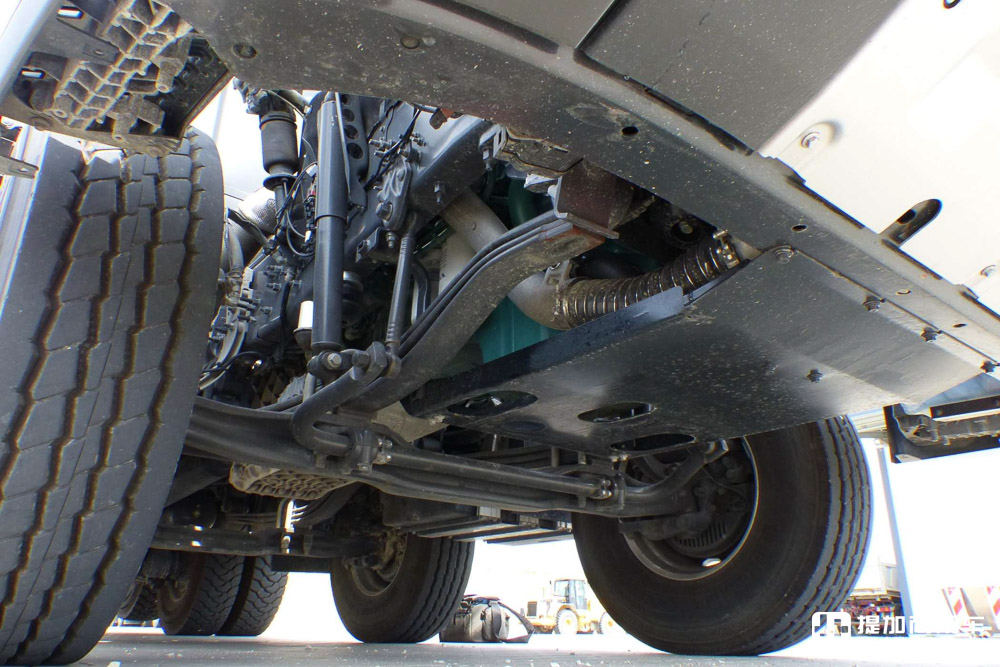 带驱动的提升桥见过吗?还是前四后八自卸,实拍沃尔沃FMX 500自卸车 - 第7张 - 提加商用车网 带驱动的提升桥见过吗?还是前四后八自卸,实拍沃尔沃FMX 500自卸车 - 第7张