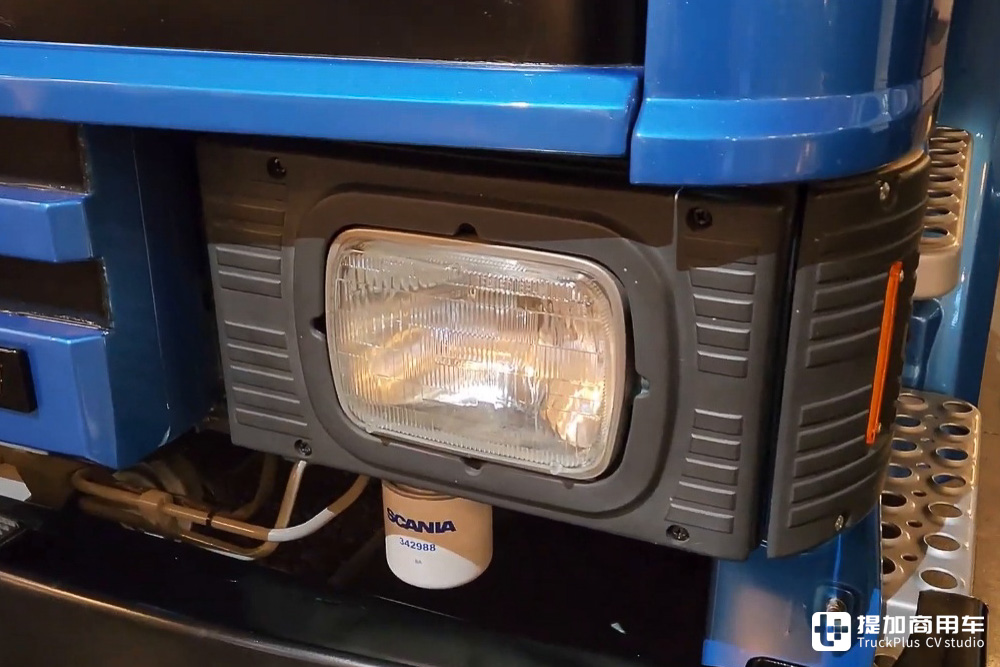 美规斯堪尼亚见过吗?配置大不同,看美国版斯堪尼亚P112M牵引车 - 第7张 - 提加商用车网 美规斯堪尼亚见过吗?配置大不同,看美国版斯堪尼亚P112M牵引车 - 第7张