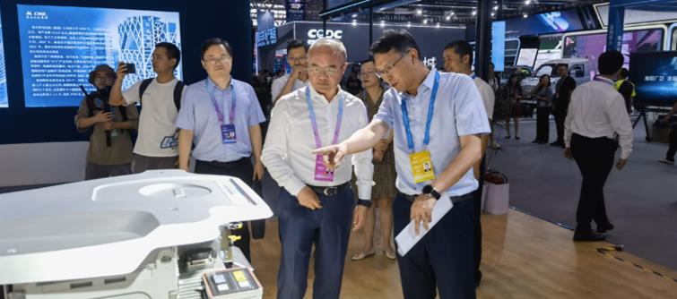 “臻品智造 铃动未来”科技创新看庆铃,2023重庆智博展风采 - 第4张 - 提加商用车网 “臻品智造 铃动未来”科技创新看庆铃,2023重庆智博展风采 - 第4张