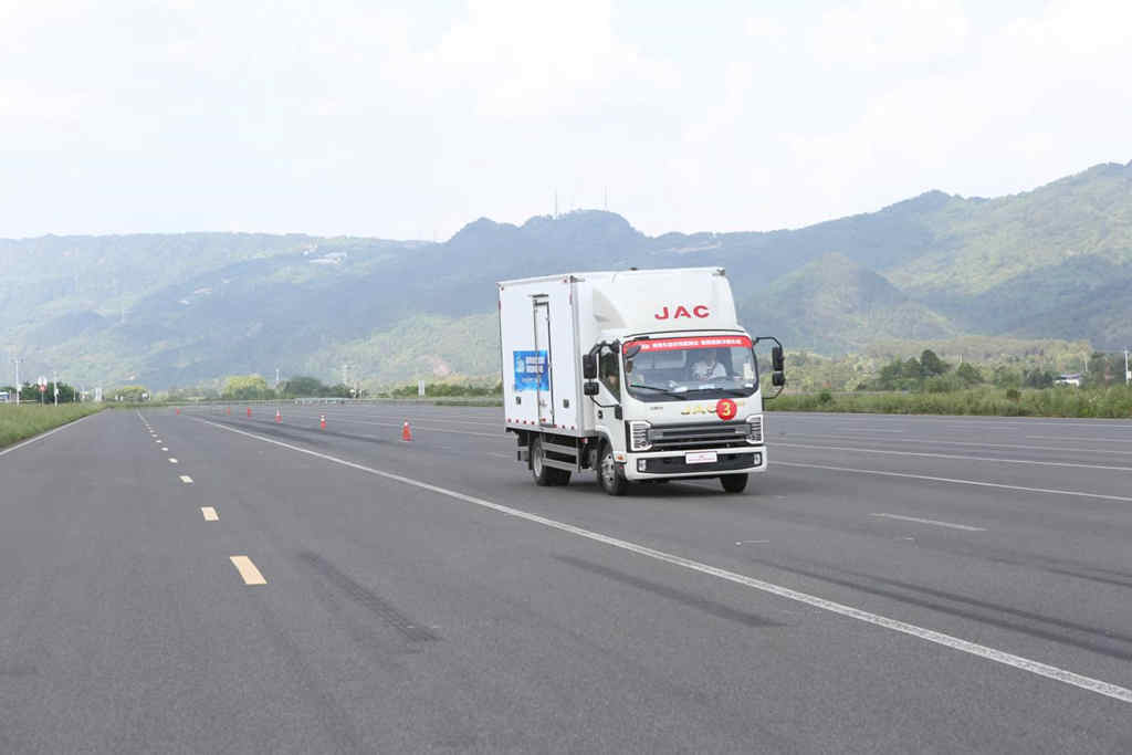 实力!江淮1卡冷链1号·帅铃冰博士获“5A级冷藏车”权威认证 - 第5张 - 提加商用车网 实力!江淮1卡冷链1号·帅铃冰博士获“5A级冷藏车”权威认证 - 第5张