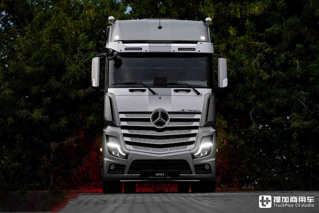限量400台已售罄?奔驰最高级的定制卡车,Actros L Edition 3实拍 - 第20张 - 提加商用车网 限量400台已售罄?奔驰最高级的定制卡车,Actros L Edition 3实拍 - 第20张