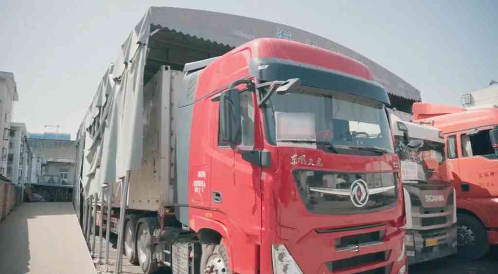 600马力强劲输出,东风天龙旗舰陪苏师傅勇闯冷链运输 - 第2张 - 提加商用车网 600马力强劲输出,东风天龙旗舰陪苏师傅勇闯冷链运输 - 第2张