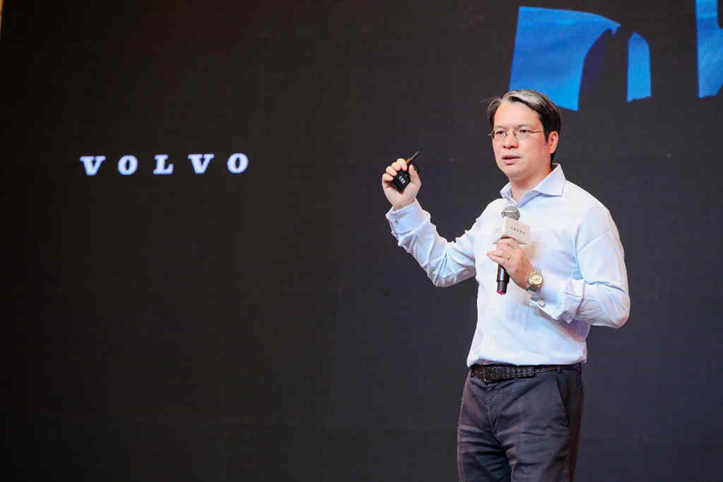 沃尔沃FH车型创新30周年纪念 - 第2张