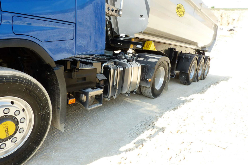 轮端扭矩13800牛米?助力越野脱困,沃尔沃X-Track静液压驱动系统解析