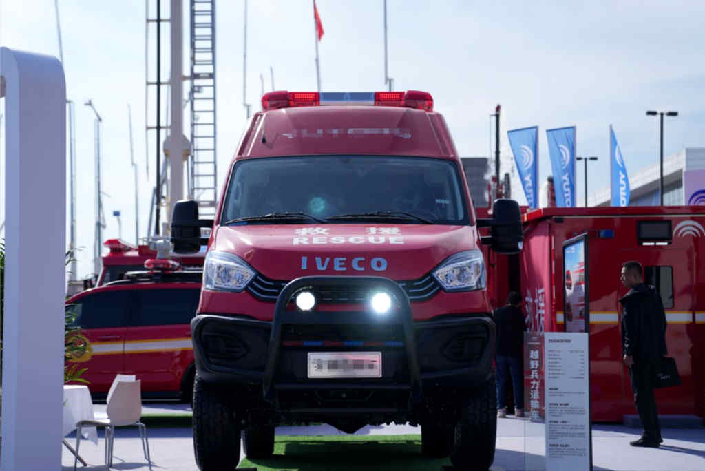 致敬逆行者 | 依维柯运兵车亮相北京消防展 - 第1张 - 提加商用车网 致敬逆行者 | 依维柯运兵车亮相北京消防展 - 第1张