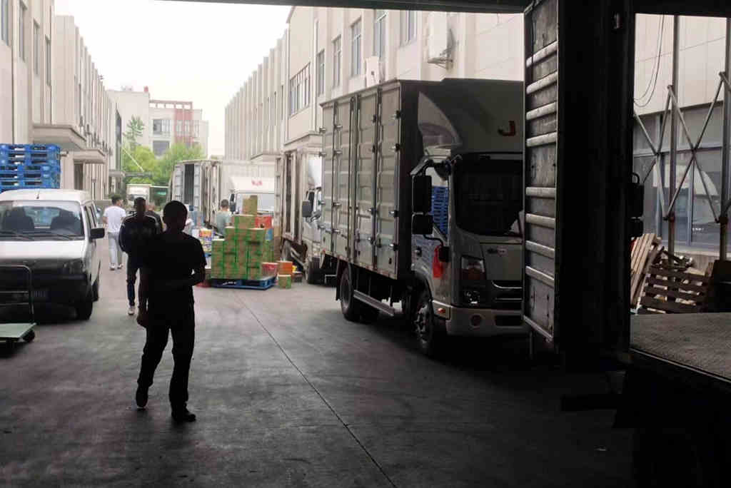 20多年经营,业务遍布全市,饮料批发老大哥的创业故事不一般! - 第3张 - 提加商用车网 20多年经营,业务遍布全市,饮料批发老大哥的创业故事不一般! - 第3张