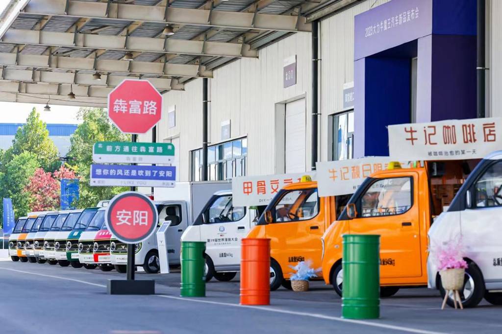 城配物流新品类 大力牛魔王D05重新定义微卡 - 第2张 - 提加商用车网 城配物流新品类 大力牛魔王D05重新定义微卡 - 第2张