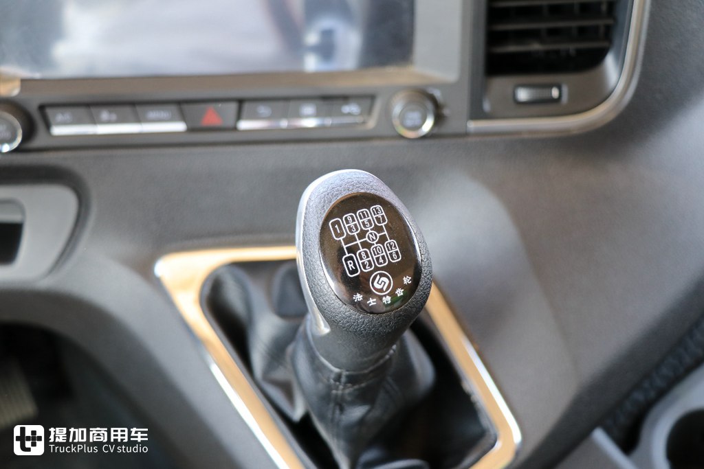 搭载西安康明斯工程版发动机,专攻渣土运输,陕汽康明斯龙骐H自卸车评测 - 第5张 - 提加商用车网 搭载西安康明斯工程版发动机,专攻渣土运输,陕汽康明斯龙骐H自卸车评测 - 第5张