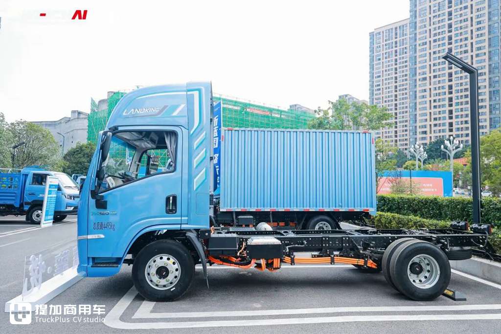 与用户相遇,潍柴新能源蓝擎汽车新品全国上市体验重庆之旅很赞! - 第5张 - 提加商用车网 与用户相遇,潍柴新能源蓝擎汽车新品全国上市体验重庆之旅很赞! - 第5张