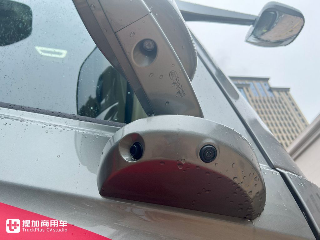 北京重卡的旗舰车型——复兴,到底配置有多高?实拍带你好好看看 - 第5张 - 提加商用车网 北京重卡的旗舰车型——复兴,到底配置有多高?实拍带你好好看看 - 第5张