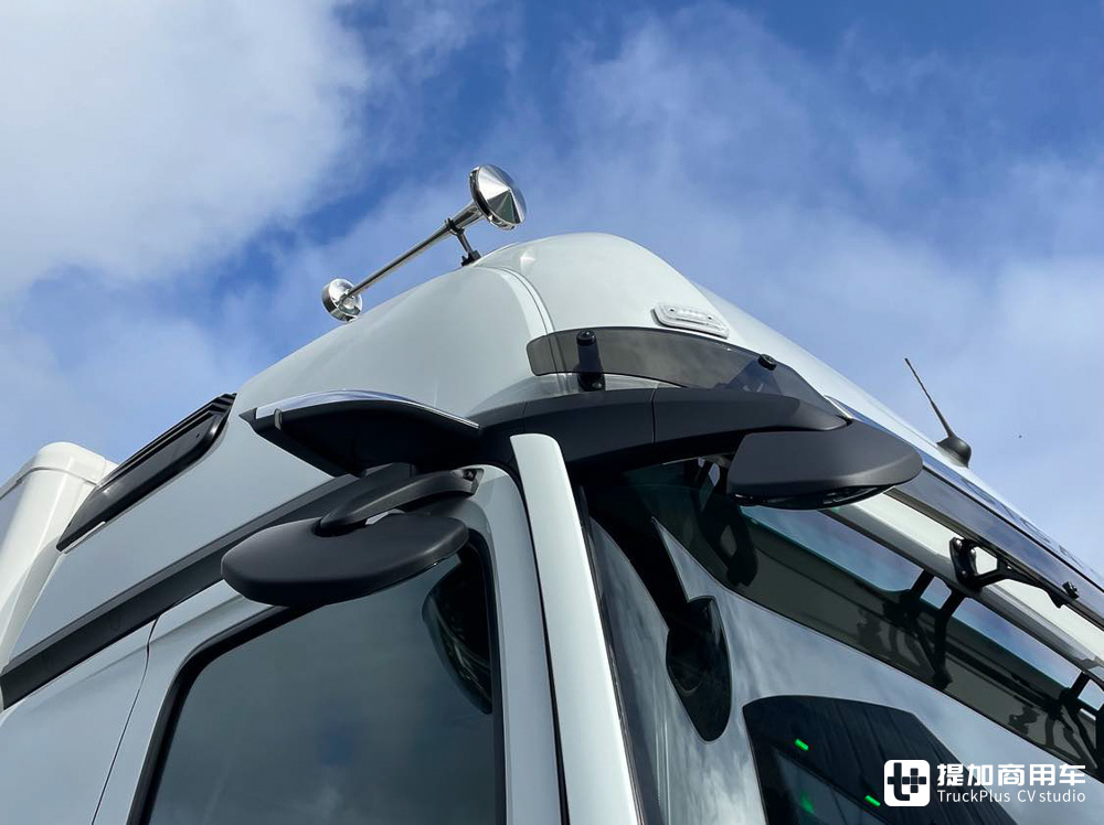 全新造型驾驶室,车身架构大升级,奔驰eActros 600电动卡车实拍 - 第7张 - 提加商用车网 全新造型驾驶室,车身架构大升级,奔驰eActros 600电动卡车实拍 - 第7张