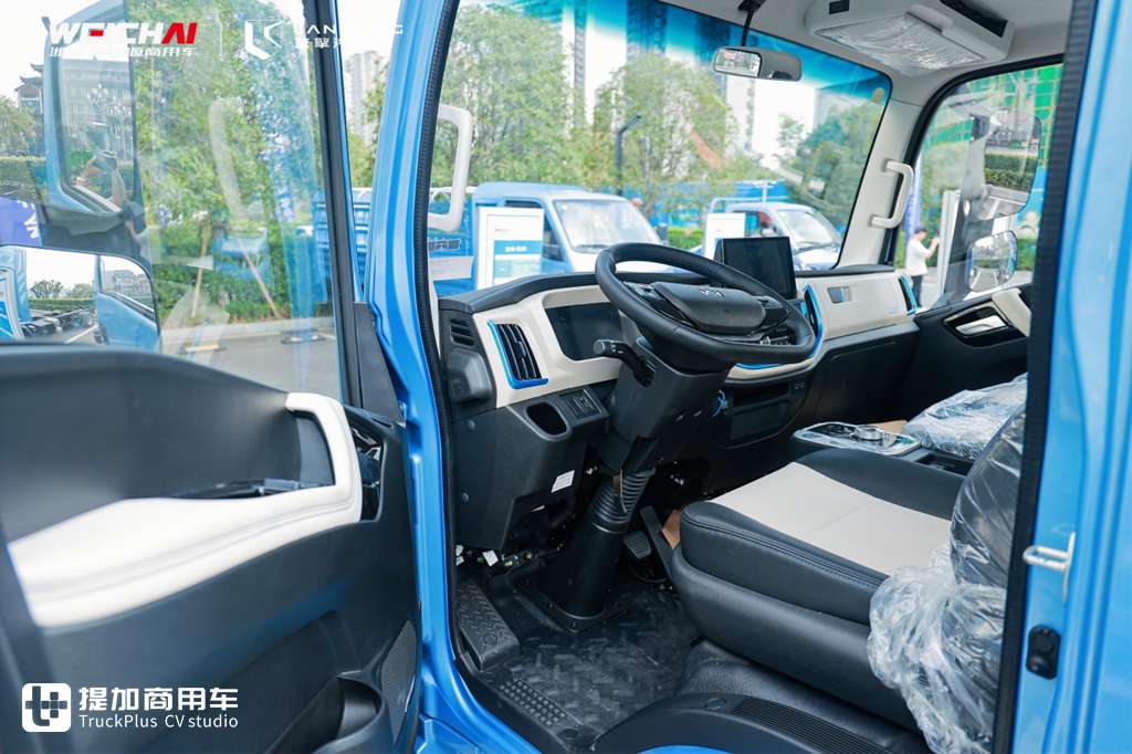 与用户相遇,潍柴新能源蓝擎汽车新品全国上市体验重庆之旅很赞! - 第9张 - 提加商用车网 与用户相遇,潍柴新能源蓝擎汽车新品全国上市体验重庆之旅很赞! - 第9张