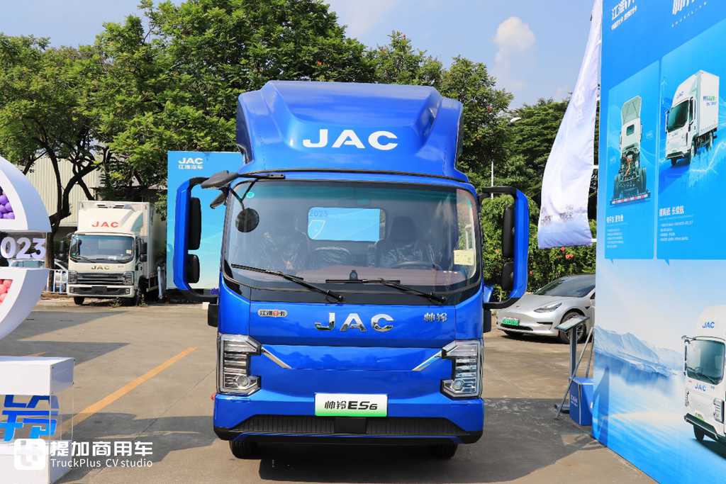 “最后一公里”城配的好伙伴,续航超过280km的江淮1卡帅铃ES6评测 - 第9张 - 提加商用车网 “最后一公里”城配的好伙伴,续航超过280km的江淮1卡帅铃ES6评测 - 第9张