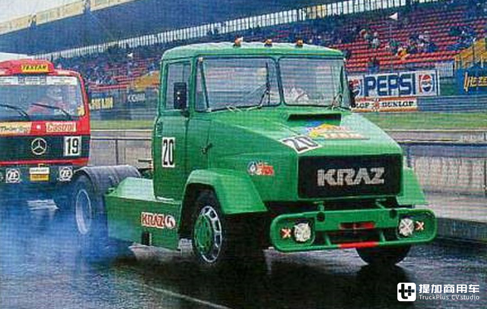 搭载坦克发动机,马力超千匹,回顾克拉斯KrAZ 5450赛车 - 第10张 - 提加商用车网 搭载坦克发动机,马力超千匹,回顾克拉斯KrAZ 5450赛车 - 第10张