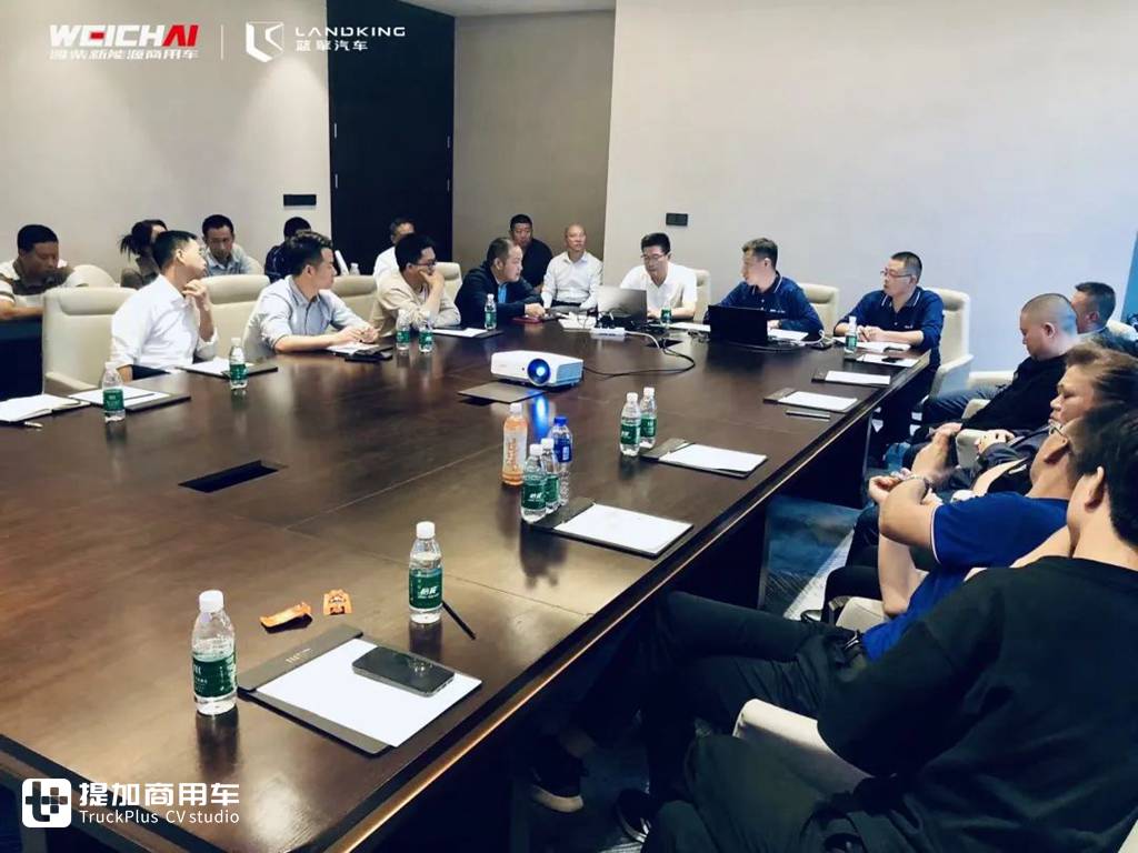 与用户相遇,潍柴新能源蓝擎汽车新品全国上市体验重庆之旅很赞! - 第12张 - 提加商用车网 与用户相遇,潍柴新能源蓝擎汽车新品全国上市体验重庆之旅很赞! - 第12张