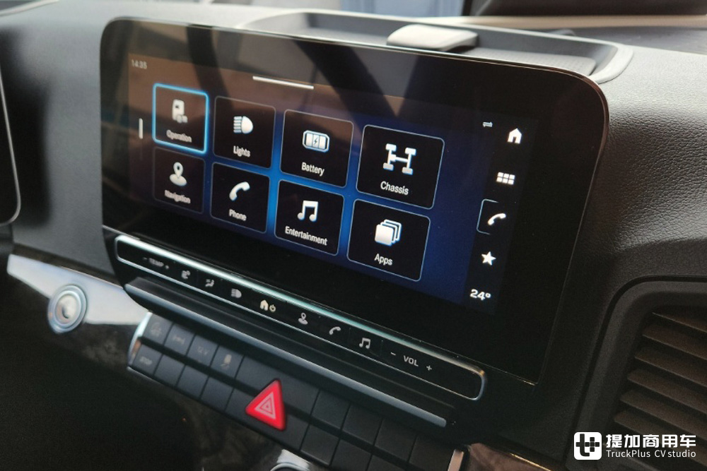 全新造型驾驶室,车身架构大升级,奔驰eActros 600电动卡车实拍 - 第15张 - 提加商用车网 全新造型驾驶室,车身架构大升级,奔驰eActros 600电动卡车实拍 - 第15张