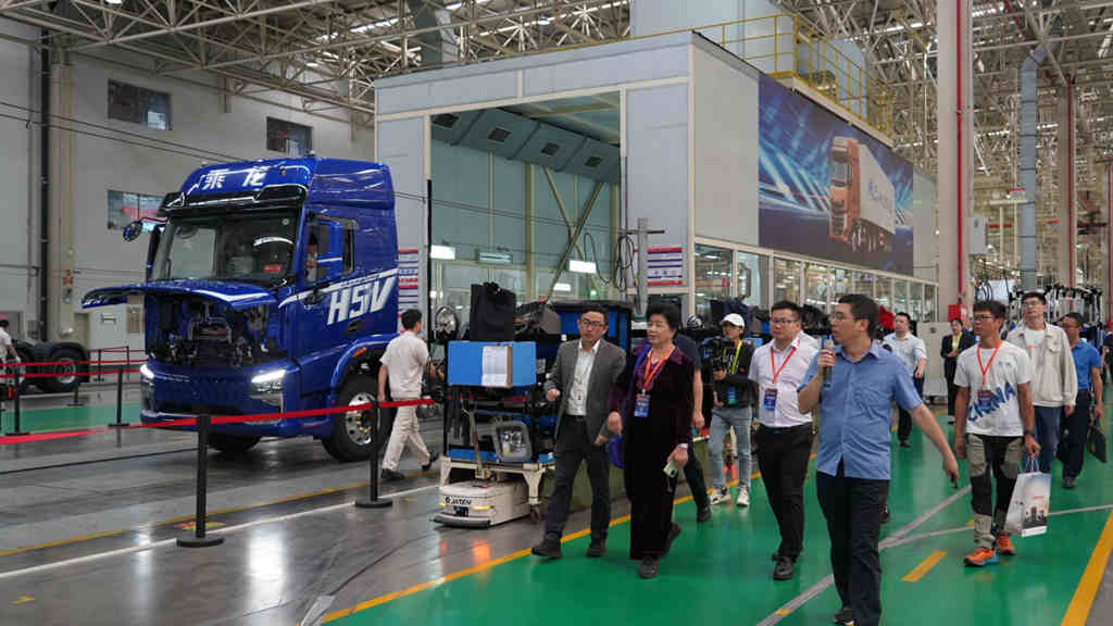 向全球输出中国品质 乘龙全系产品亮相汽博会 - 第6张 - 提加商用车网 向全球输出中国品质 乘龙全系产品亮相汽博会 - 第6张